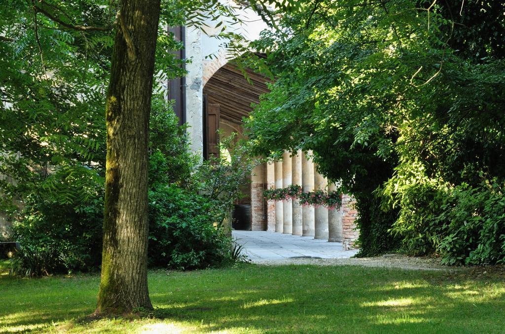Frassanelle Aparthotel Rovolon Bagian luar foto